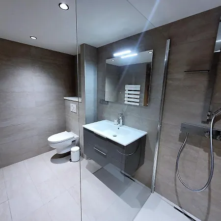Apartment Prestige 6 Pers, Centre Les Gets, A 150m Des Pistes, Avec Terrasse Et Equipements Luxueux - Fr-1-598-147